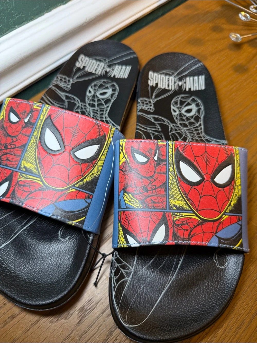 NEW! Spider-Man Comfort Slides Men's Size 12